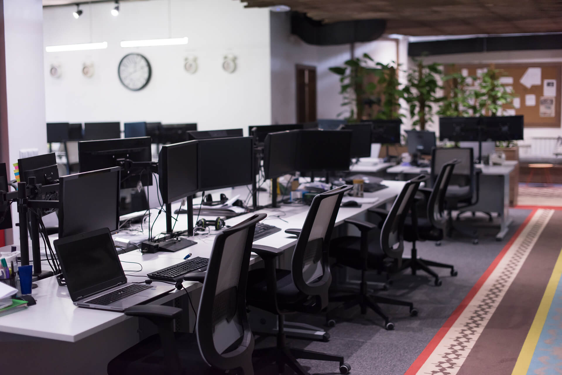 Your Office, Your Way – 5 Expert Tips for Furnishing your Workspace